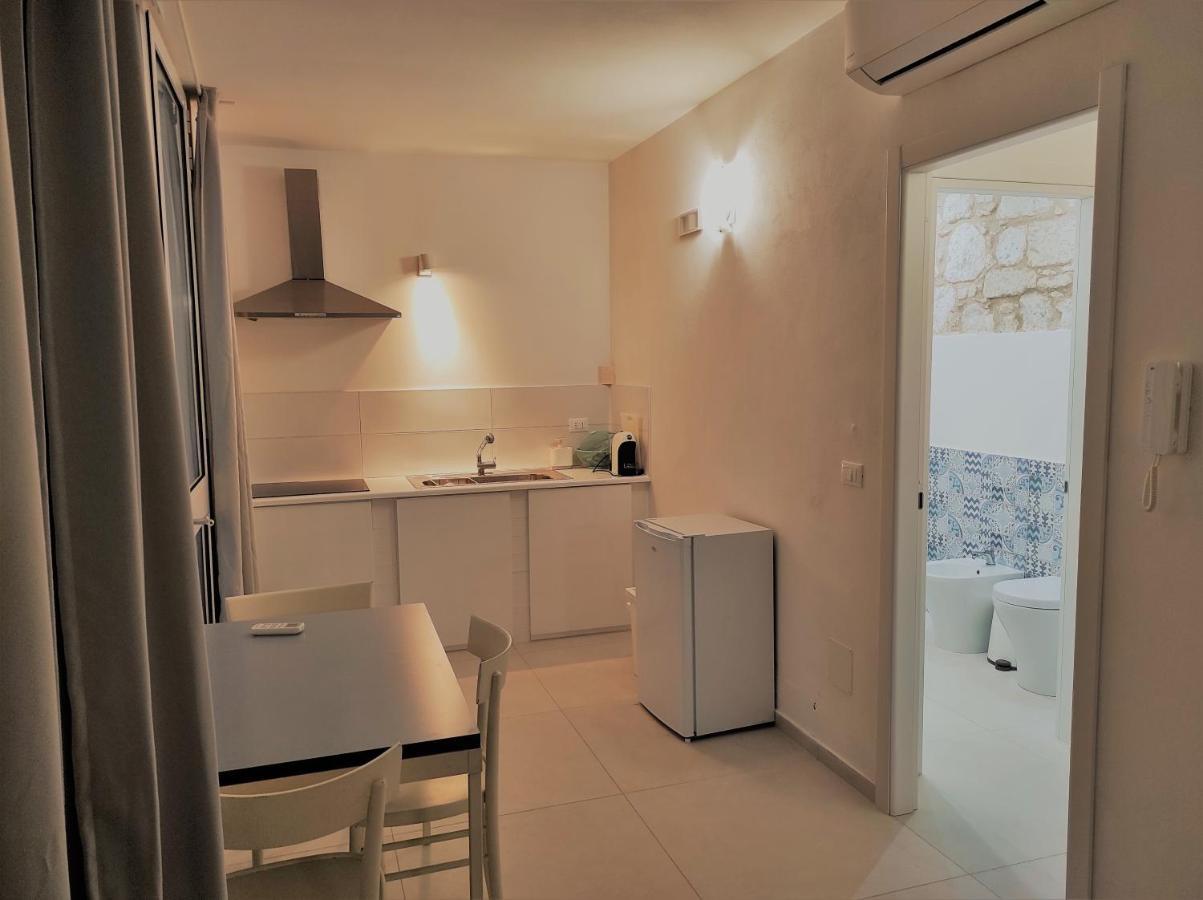 Ortigia Loft Apartment Syracuse Bagian luar foto