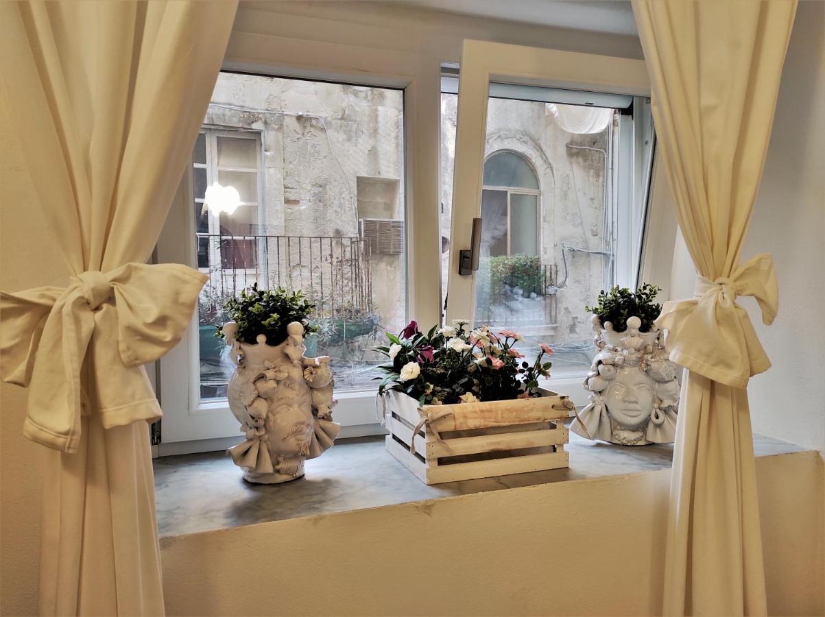 Ortigia Loft Apartment Syracuse Bagian luar foto