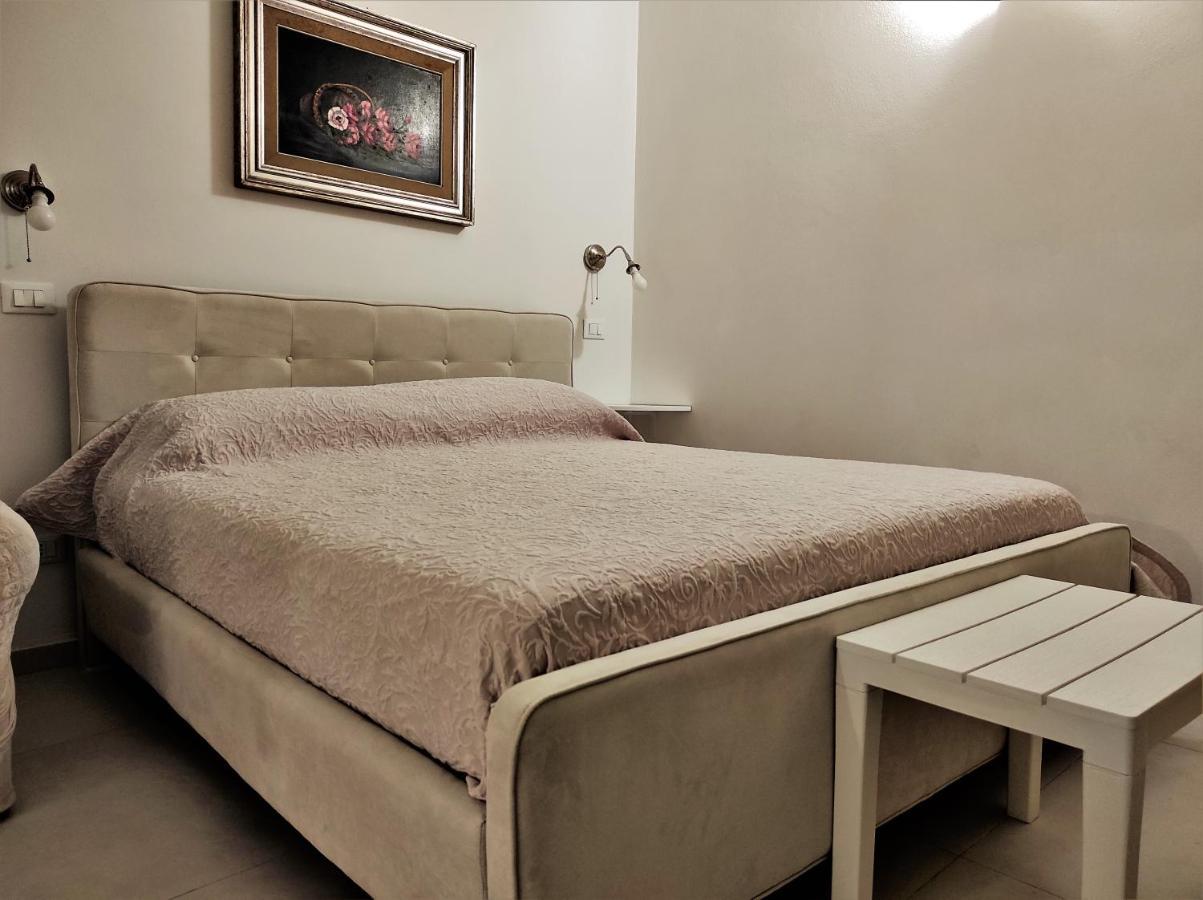 Ortigia Loft Apartment Syracuse Bagian luar foto