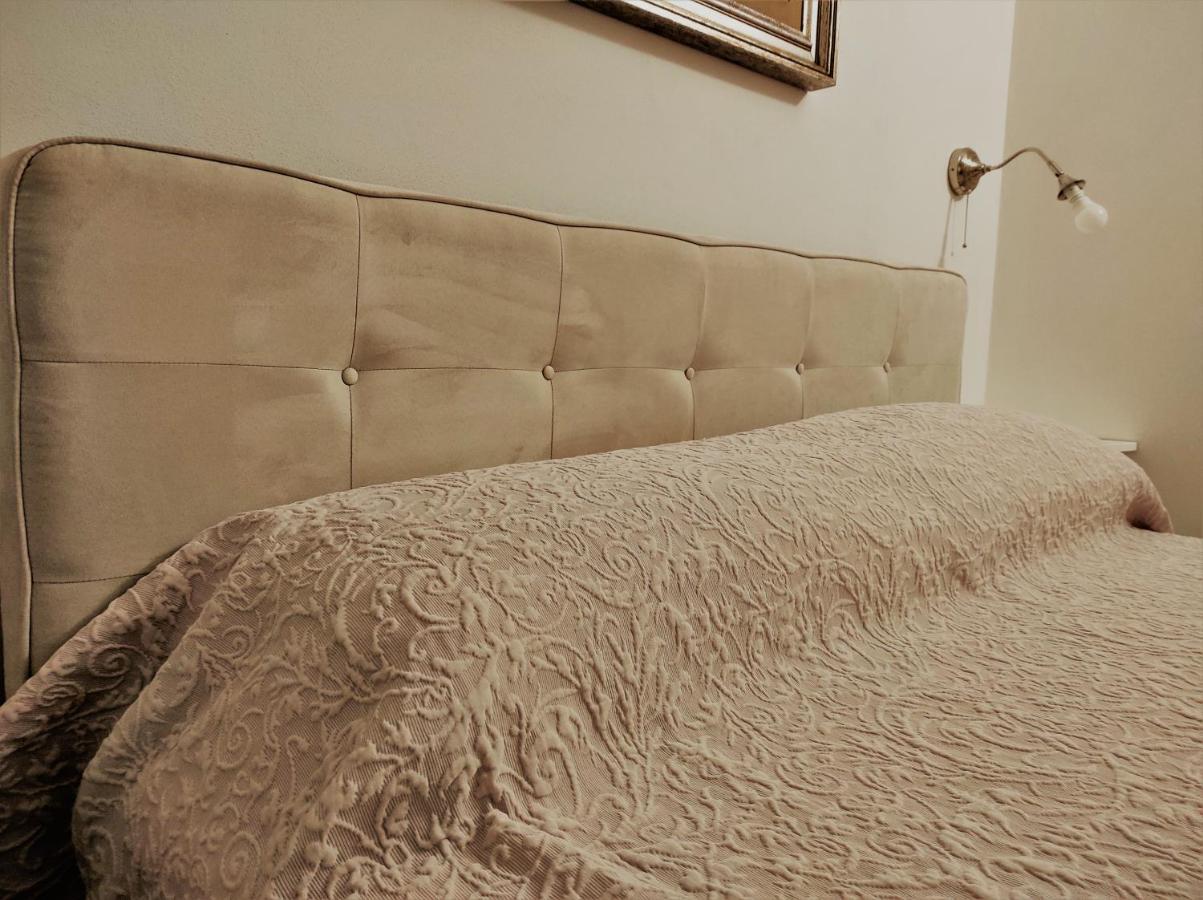 Ortigia Loft Apartment Syracuse Bagian luar foto