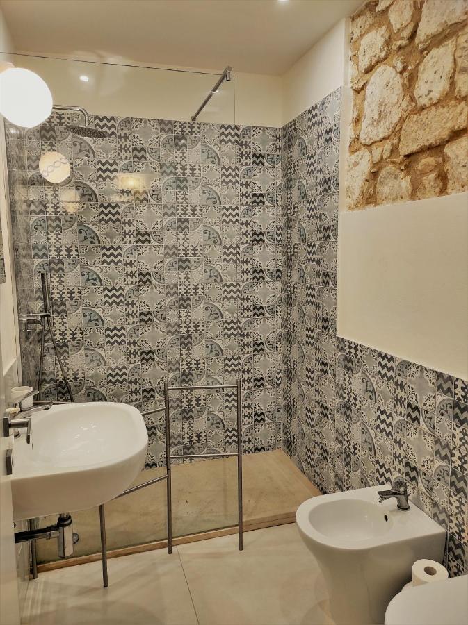 Ortigia Loft Apartment Syracuse Bagian luar foto
